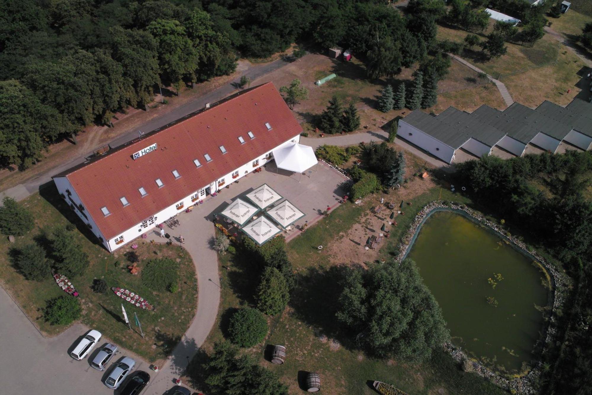 Hotel-Pension Am Muehlberg Lübbenau Exteriör bild
