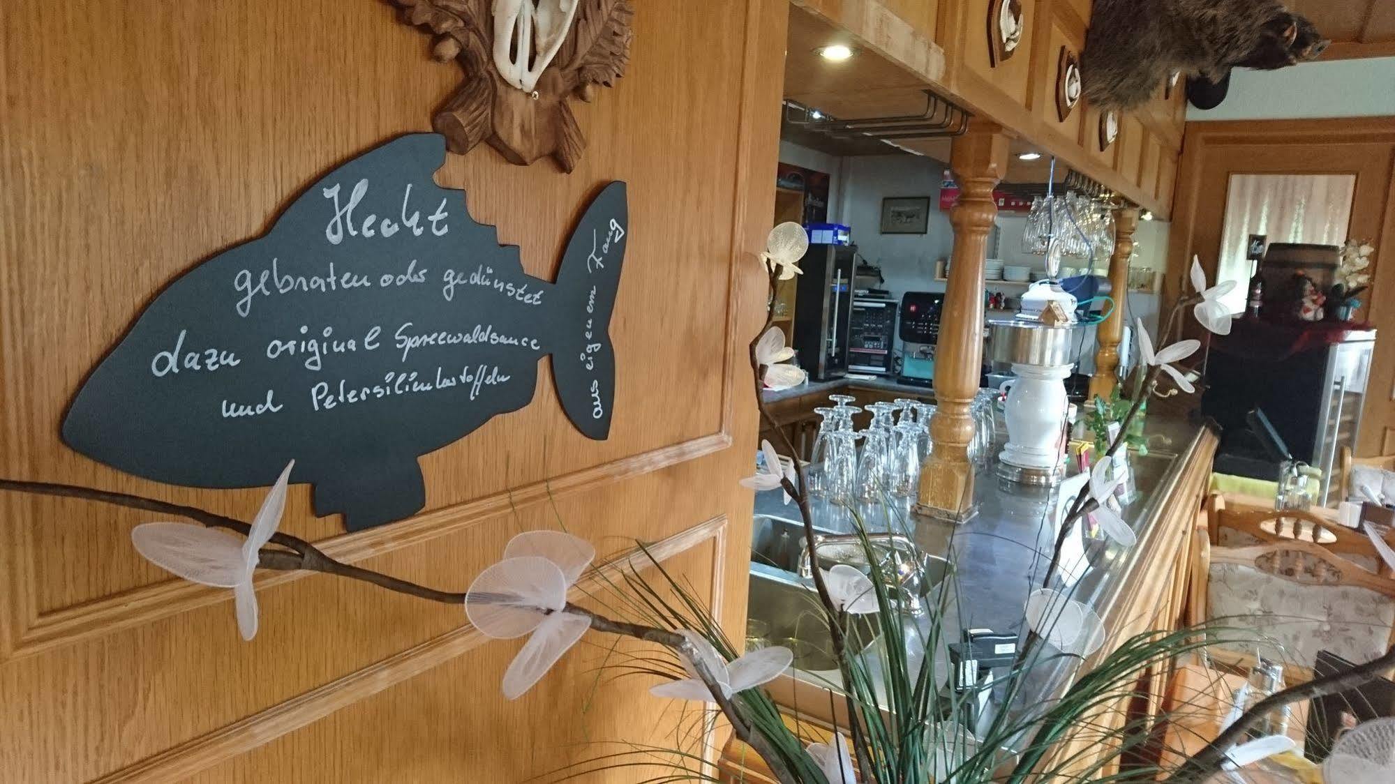 Hotel-Pension Am Muehlberg Lübbenau Exteriör bild