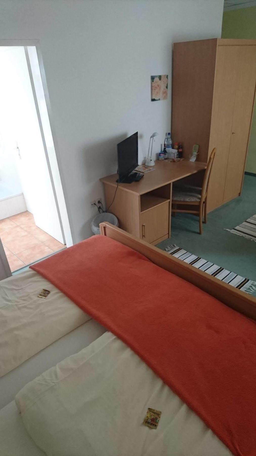 Hotel-Pension Am Muehlberg Lübbenau Exteriör bild