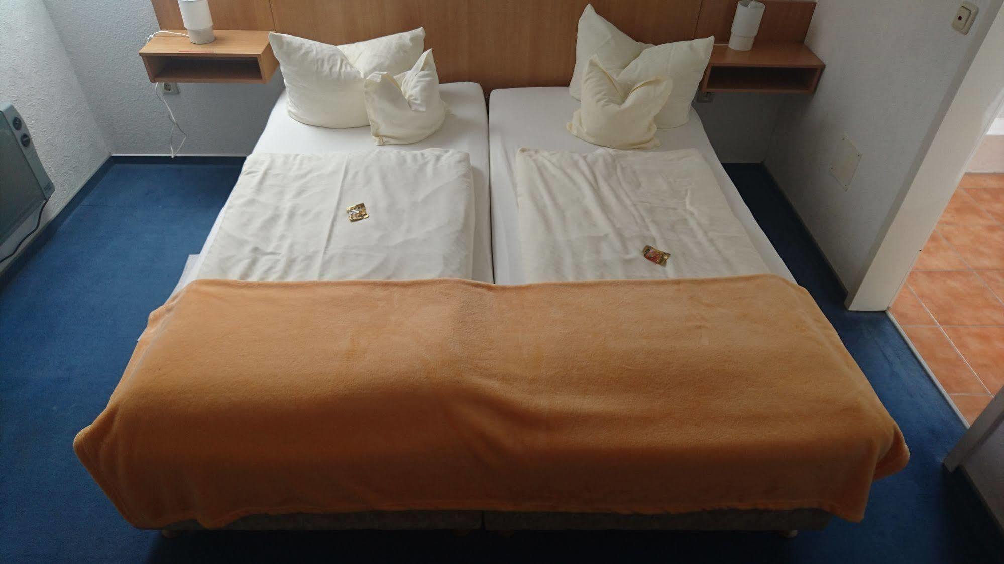 Hotel-Pension Am Muehlberg Lübbenau Exteriör bild